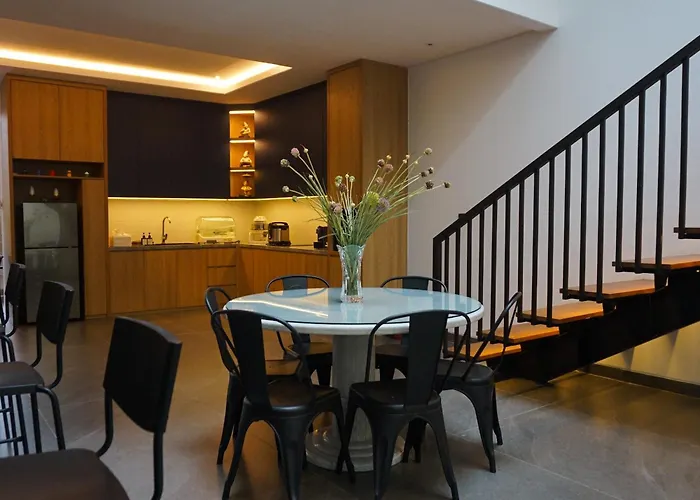 House Of Patra 36