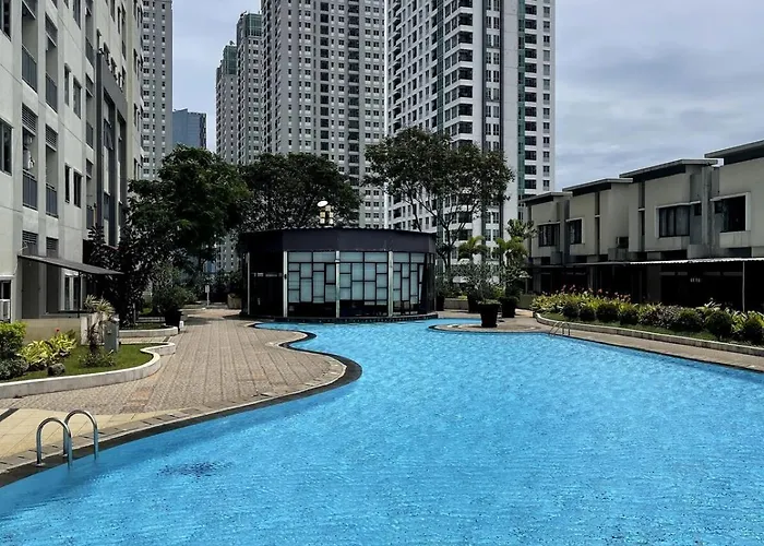 Cosmo Park Town House